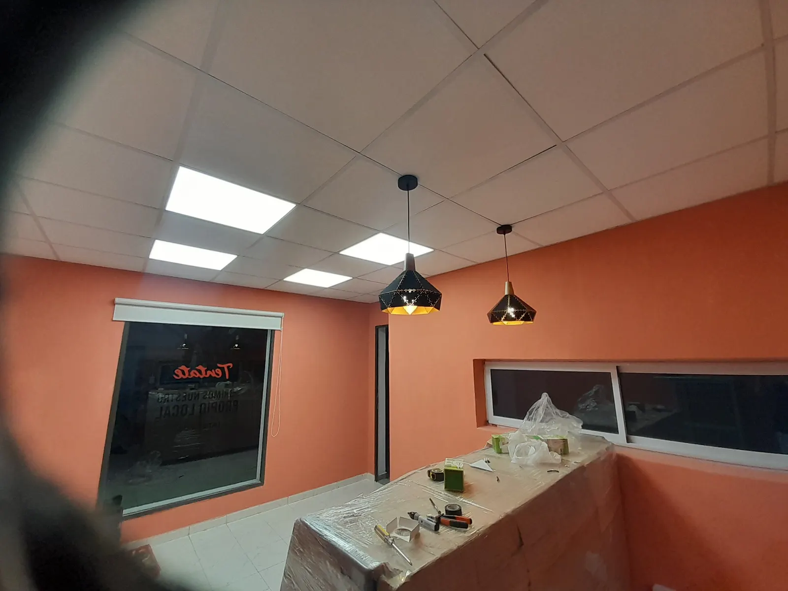 Instalación eléctrica comercial